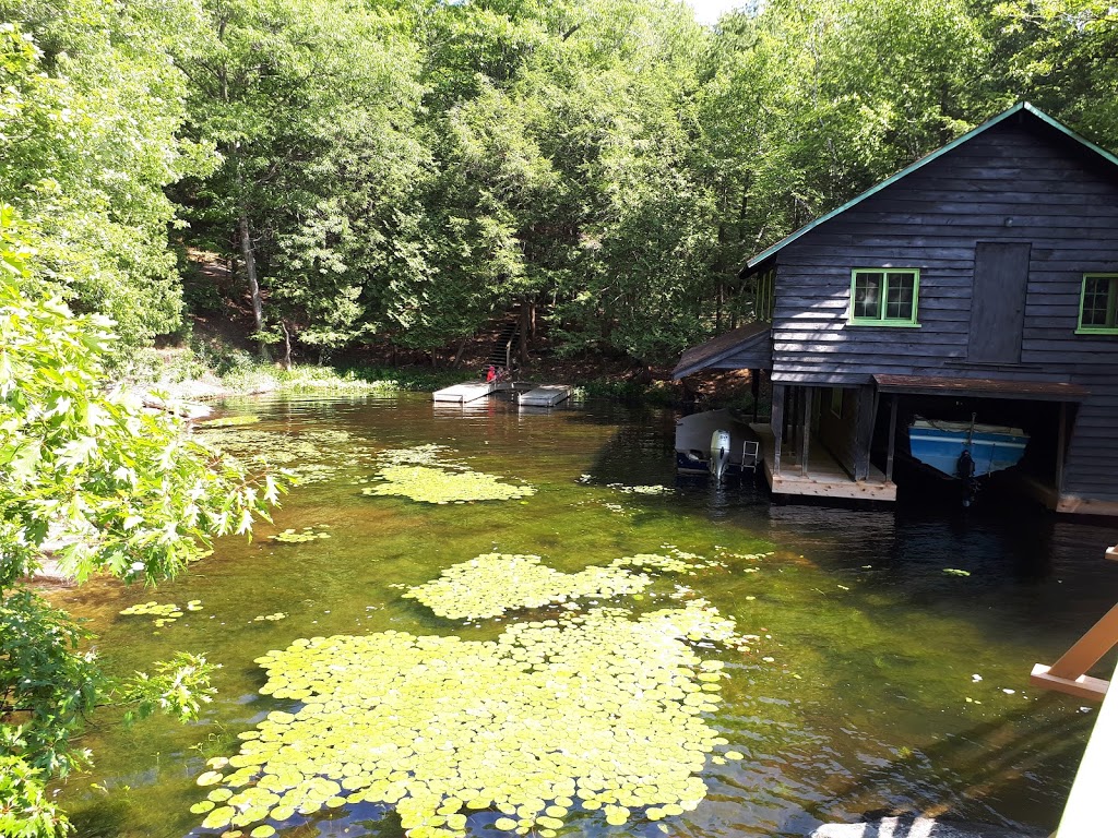 Arundel Lodge - Arundel Lodge Rd, Gravenhurst, ON P1P 1R2, Canada