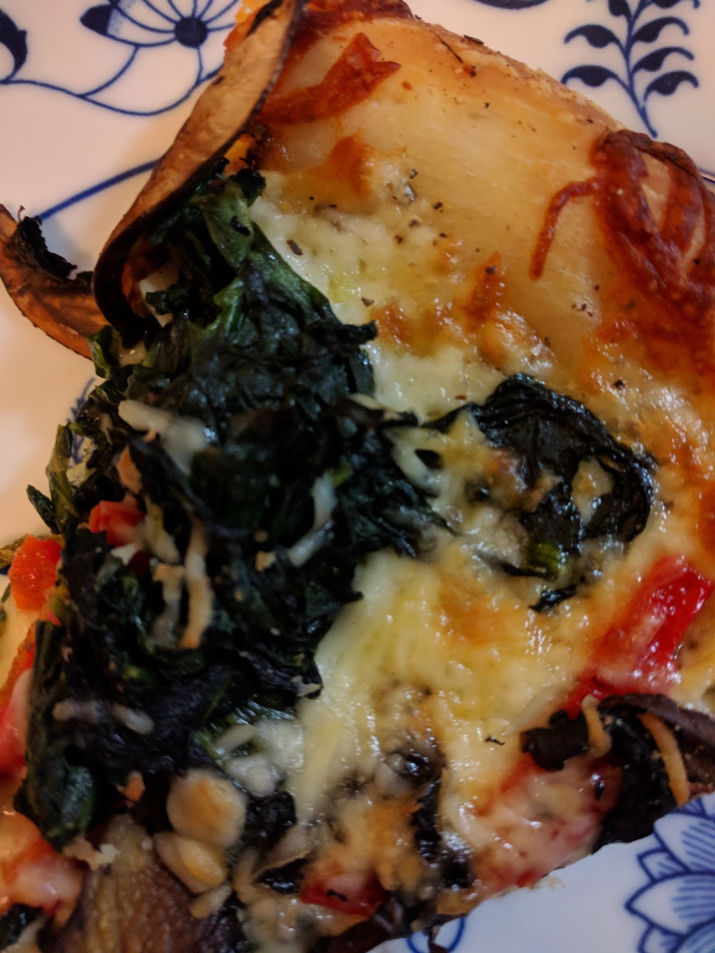 Pizza Nova | 2400 Dundas St W #4, Mississauga, ON L5K 2R8, Canada | Phone: (416) 439-0000