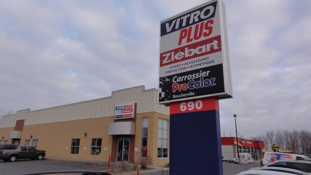 Carrossier ProColor Boucherville | 690 Chemin du Lac, Boucherville, QC J4B 6W7, Canada | Phone: (450) 641-7929