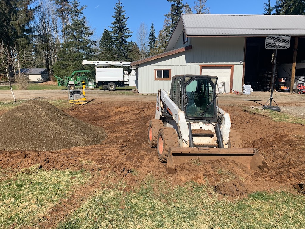 Plateau bob cat and milling | 4337 Forbidden Plateau Rd, Comox-Strathcona C, BC V9J 1R2, Canada | Phone: (250) 703-6944