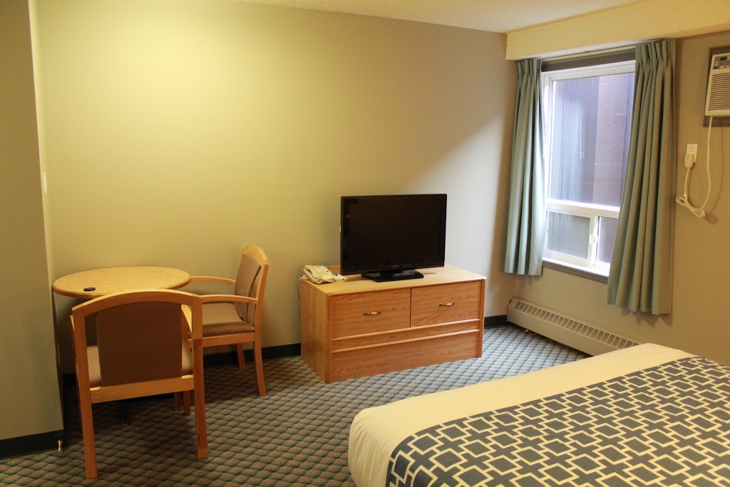 Travelodge by Wyndham Edmonton Airport | 5704 50 St, Leduc, AB T9E 6J4, Canada | Phone: (780) 986-2264