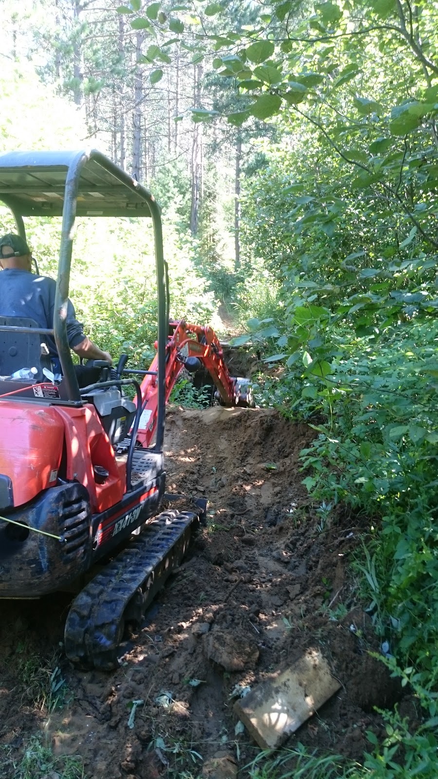 Happy Trails Construction | 2783 Contau Lake Rd, Gooderham, ON K0M 1R0, Canada | Phone: (705) 455-2980