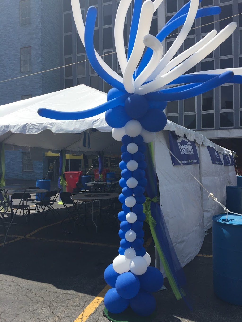 Balloon Masters | 454 Dingens St, Buffalo, NY 14206, USA | Phone: (716) 685-5590