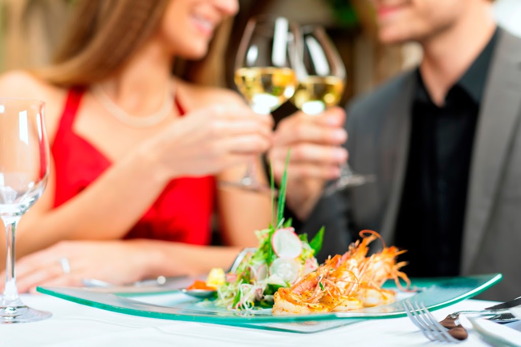 Bistro Le Balzac | 17575 Boul Bécancour, Bécancour, QC G9H 1A5, Canada | Phone: (800) 361-1620