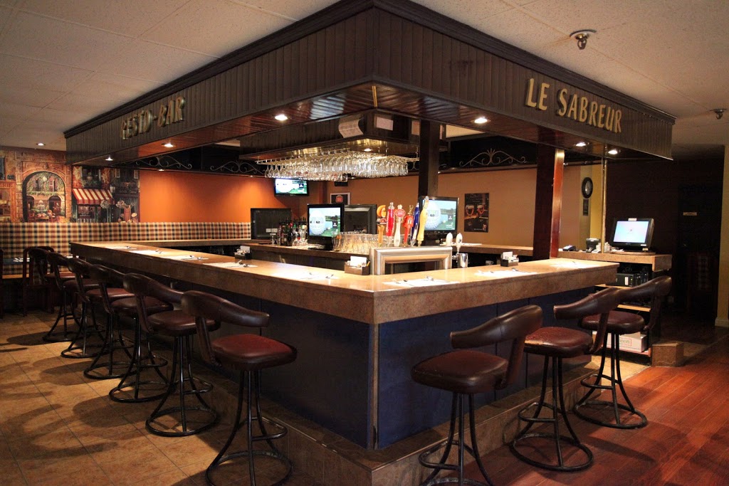 Restaurant Le Sabreur | restaurant | 8585 Boulevard Lacroix, Saint-Georges, QC G5Y 5L6, Canada | 4182275222 OR +1 418-227-5222