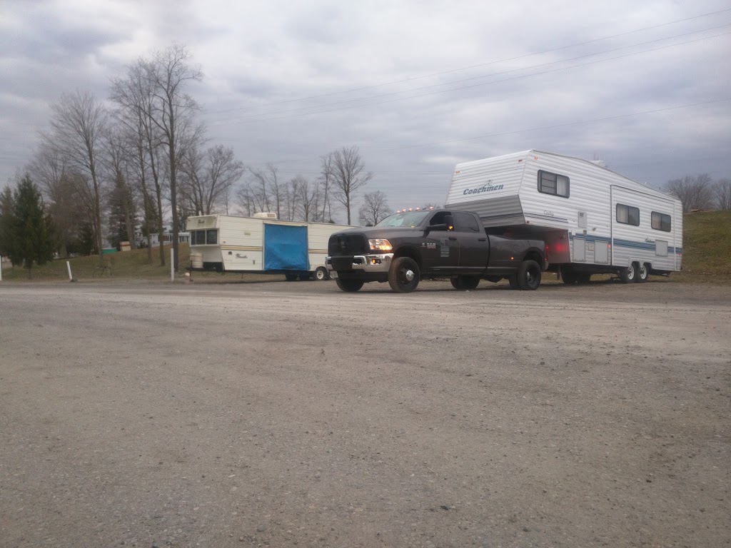 Golden Pond RV Resort | 4340 Cromarty Dr, Mossley, ON N0L 1V0, Canada | Phone: (519) 485-0679