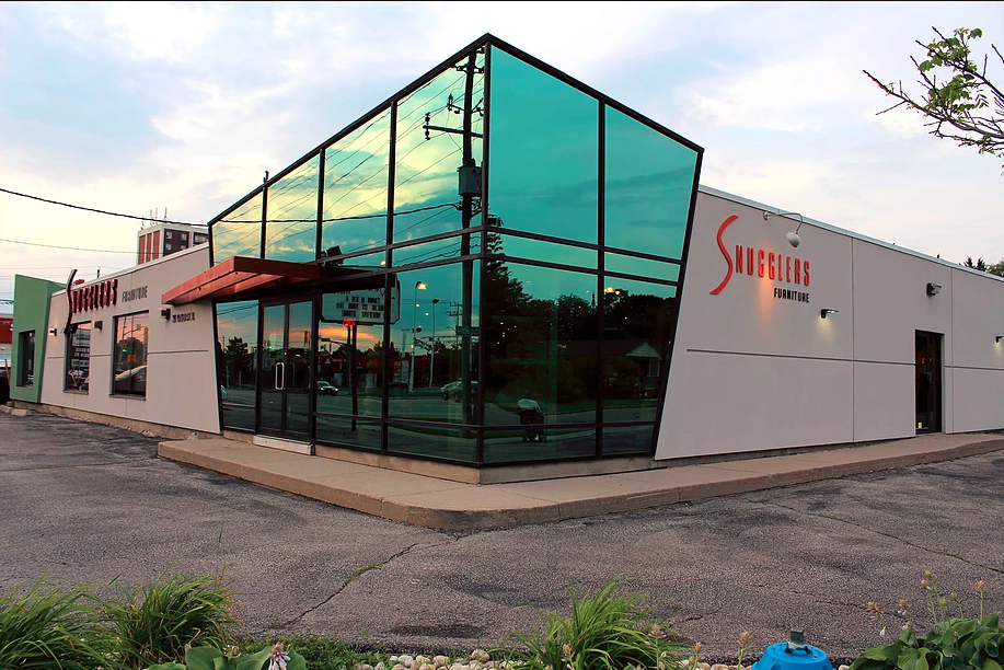 Snugglers Furniture | 30 Weber St N, Waterloo, ON N2J 3G6, Canada | Phone: (519) 746-4268