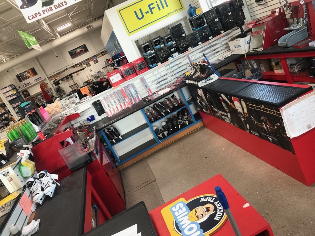 Bladz Skate Shop Belleville (Aqua Bay) | Inside Aqua Bay, 223 Cannifton Rd N Suite 2, Cannifton, ON K0K 1K0, Canada | Phone: (613) 962-2415