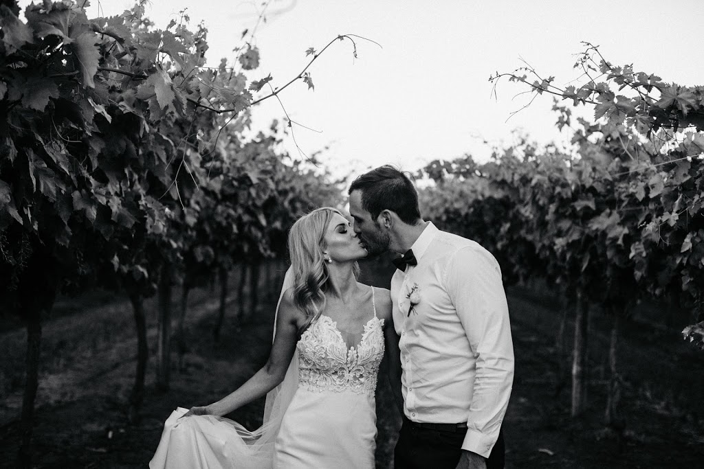 WHITEWALL Weddings | 2523 16a St SE, Calgary, AB T2G 3S9, Canada | Phone: (403) 390-2115