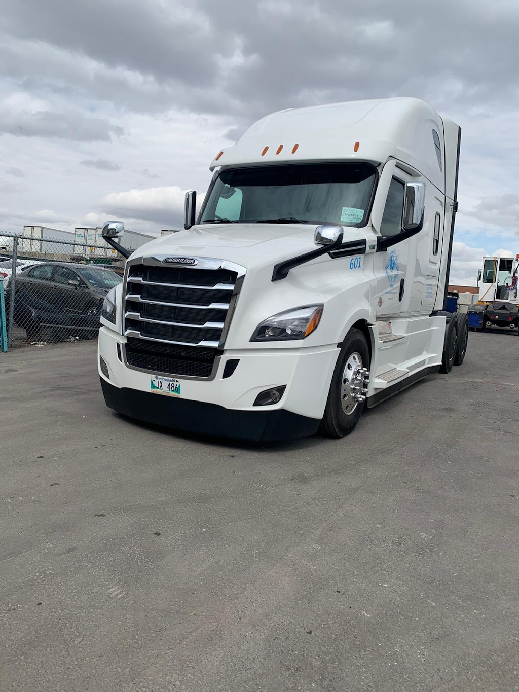 Judge Freight Services | 85 Darbrett Bay, Winnipeg, MB R2P 1K7, Canada | Phone: (431) 777-0053