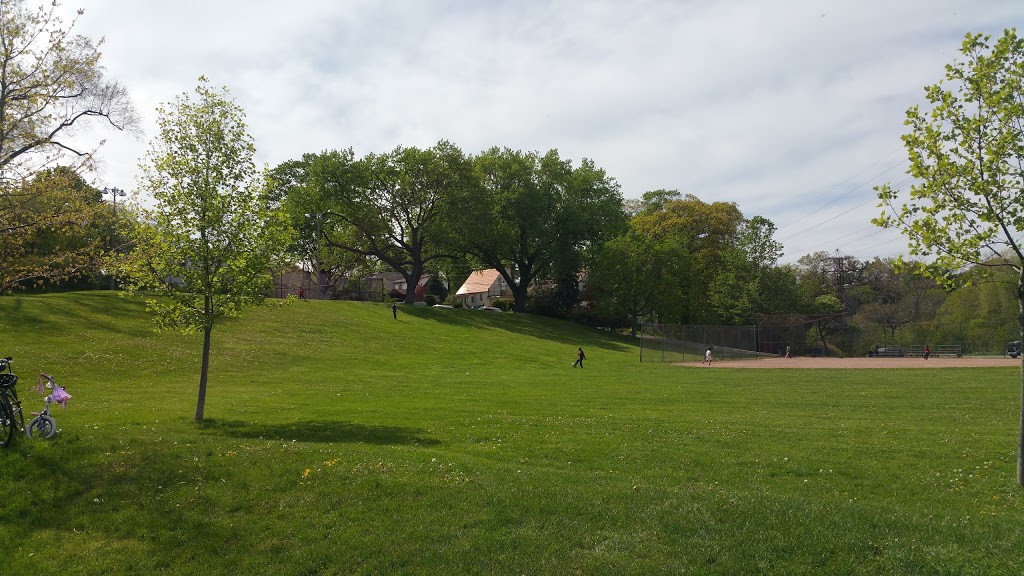 Jeff Healey Park | 1 Delroy Dr, Etobicoke, ON M8Y 1M7, Canada | Phone: (416) 392-8188