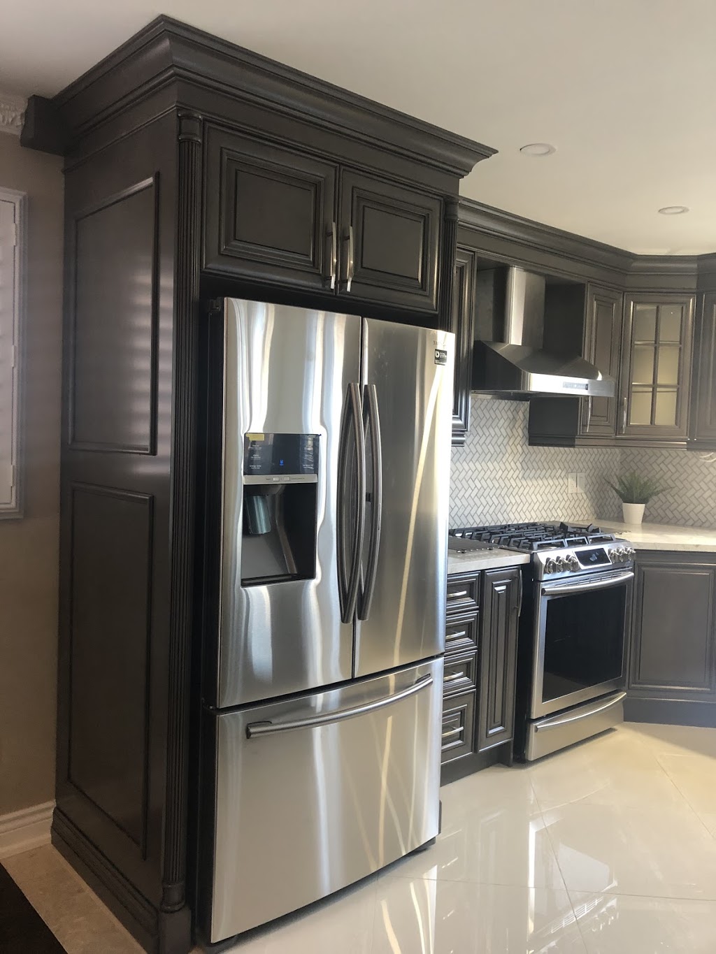 Furniture Finishing & Touches Inc | 3650 Weston Rd #17-18, North York, ON M9L 1W2, Canada | Phone: (647) 883-9074