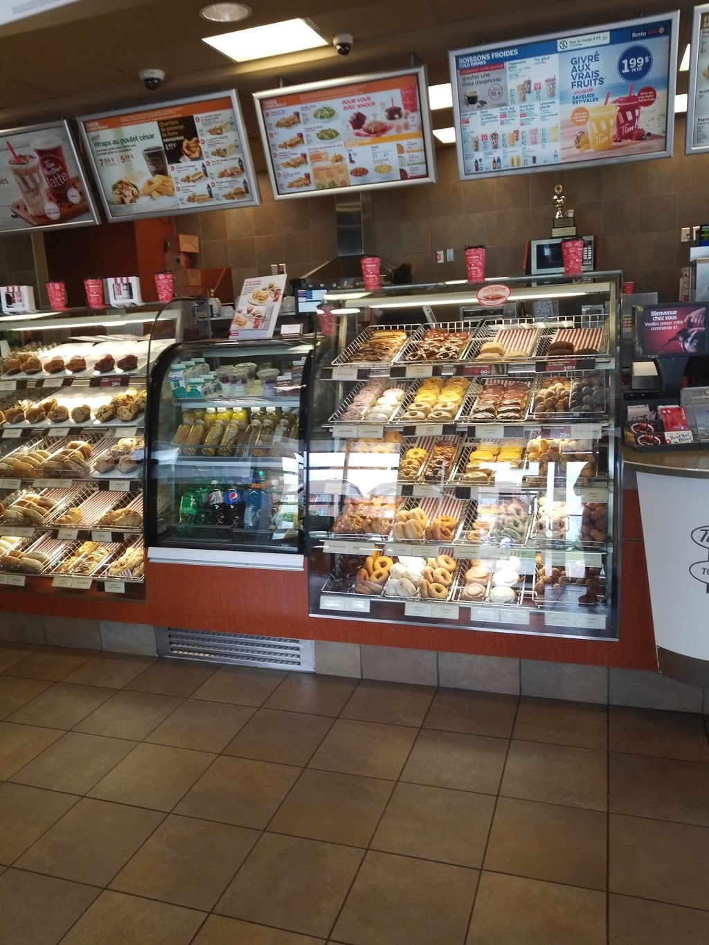 Tim Hortons | 1350 Boulevard Édouard, Saint-Hubert, QC J4T 3T2, Canada | Phone: (450) 443-2929