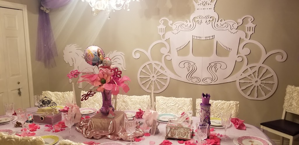 The Land of the Glass Slipper | 9 Old Oak Ln, Orangeville, ON L9W 4A9, Canada | Phone: (519) 215-0950