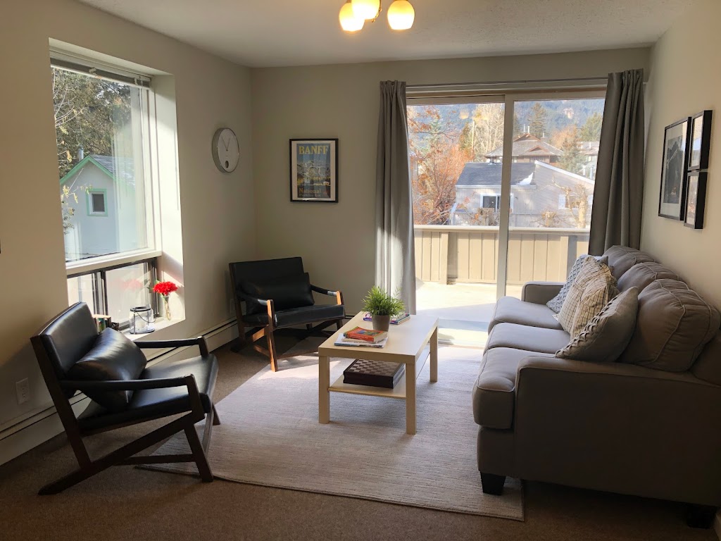 Mountain View Bed & Breakfast | 347 Grizzly St, Banff, AB T1L 1A9, Canada | Phone: (403) 760-9353