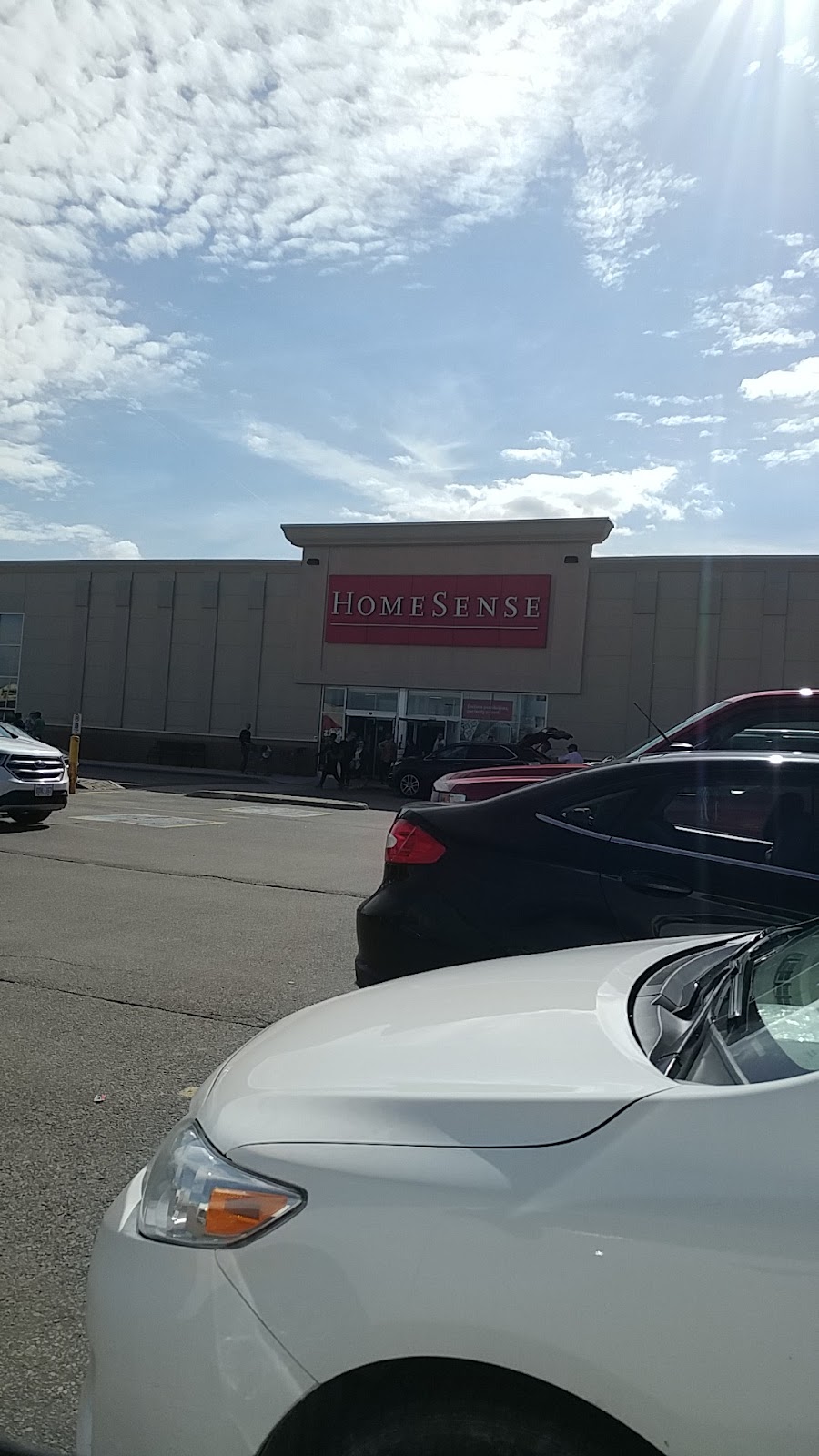 HomeSense | 7575 Weston Rd Unit 112, Woodbridge, ON L4L 9K5, Canada | Phone: (905) 850-8131