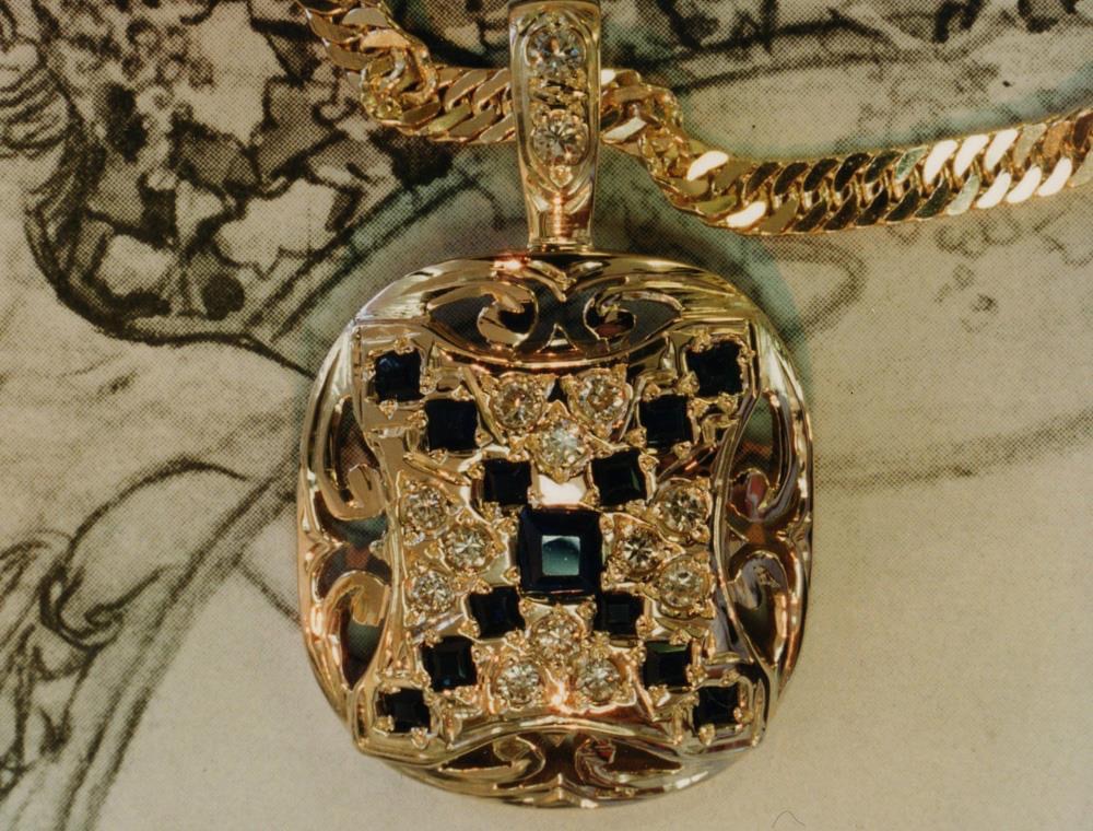 Objets d’Art | 1655 15th St, Courtenay, BC V9N 2C3, Canada | Phone: (250) 465-0106