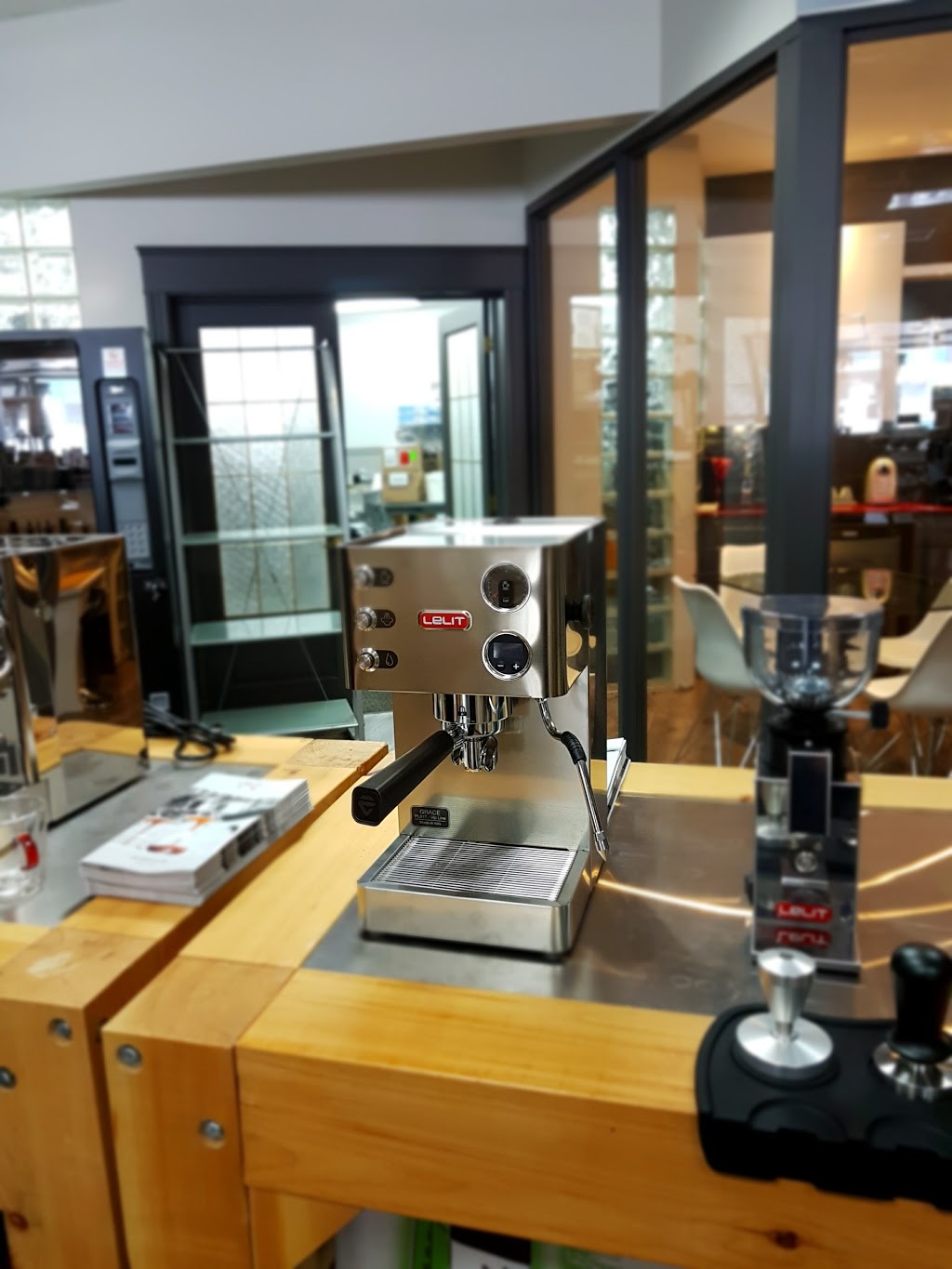 LHeureux Inc | 1590 Rue Semple, Québec, QC G1N 4B4, Canada | Phone: (418) 527-1197