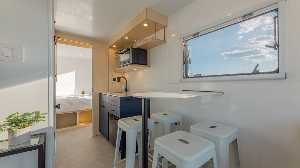 Eau Villa - Chambly | 1765 Av. Bourgogne, Chambly, QC J3L 1Y8, Canada | Phone: (514) 613-4226
