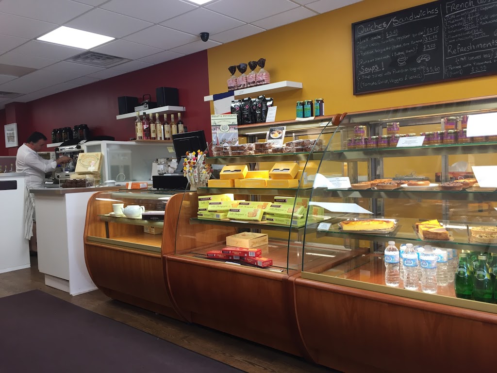 Bistro Normandie | 820 Danforth Ave, Toronto, ON M4J 1L6, Canada | Phone: (647) 352-3090