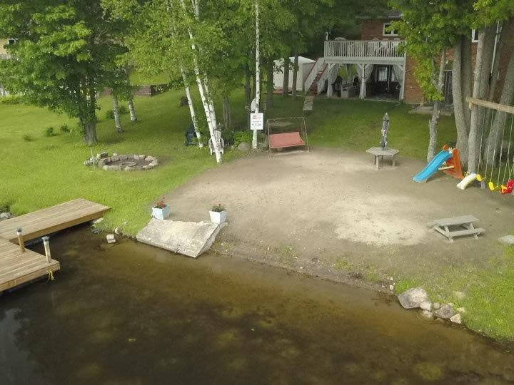 Royal LePage Lakes of Haliburton | 4072 Kawartha Lakes County Rd 121, Kinmount, ON K0M 2A0, Canada | Phone: (705) 488-3060
