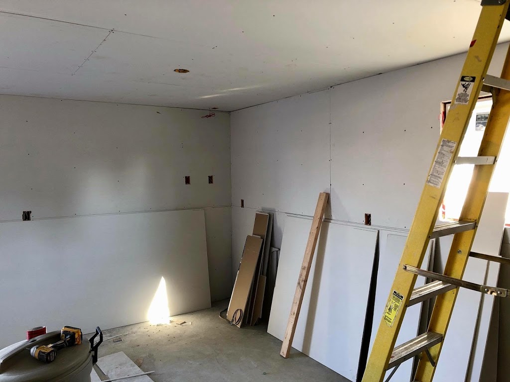 Fisher Boys Construction | 1122 Hochelaga St W, Moose Jaw, SK S6H 2J2, Canada | Phone: (306) 690-3192