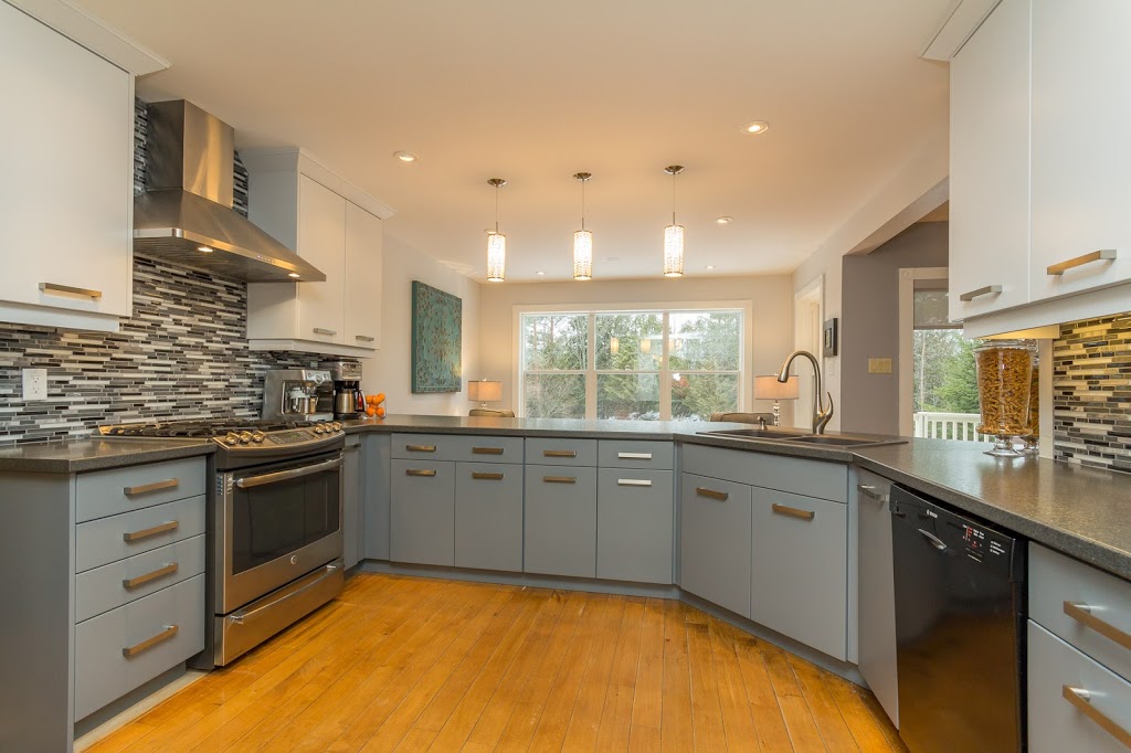 Craigleith Manor Bed & Breakfast | 9 Craigleith Ct, Collingwood, ON L9Y 4W5, Canada | Phone: (705) 293-1170