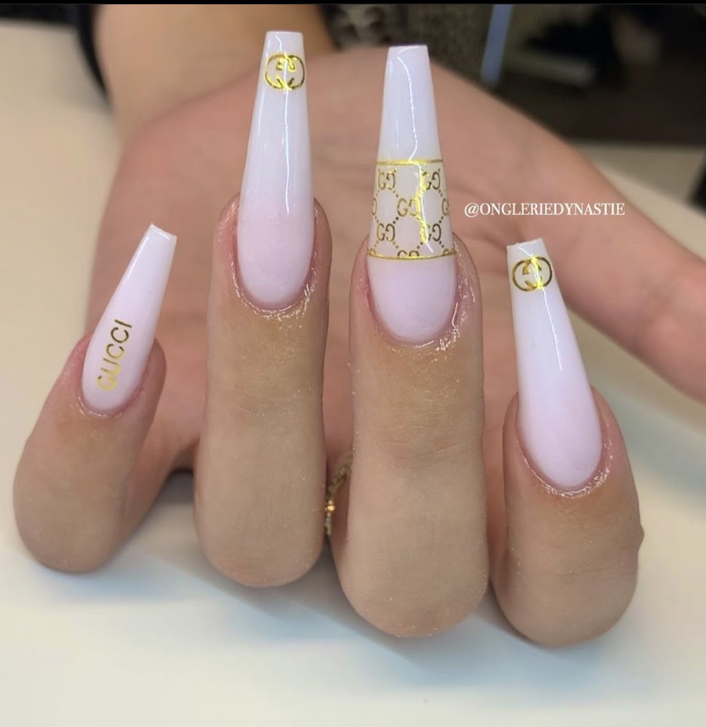 Salon DREAM Académie | 1500 Boulevard des Laurentides, Laval, QC H7N 1A1, Canada | Phone: (450) 967-0019
