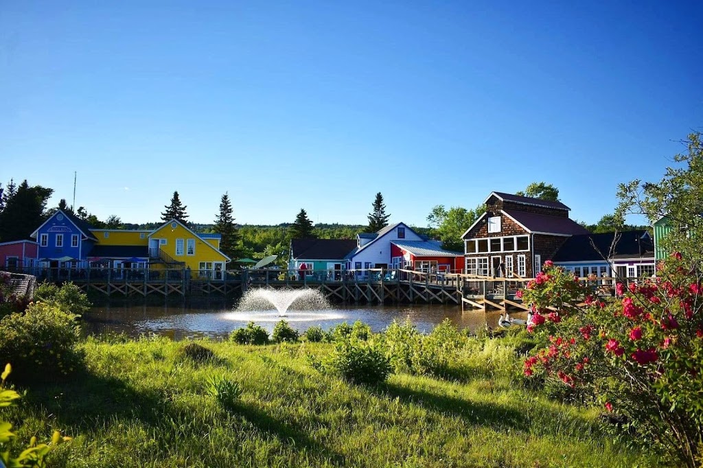 Magnetic Hill Wharf Village | Magic Mountain Rd, Moncton, NB E1G 4R3, Canada | Phone: (506) 859-1812