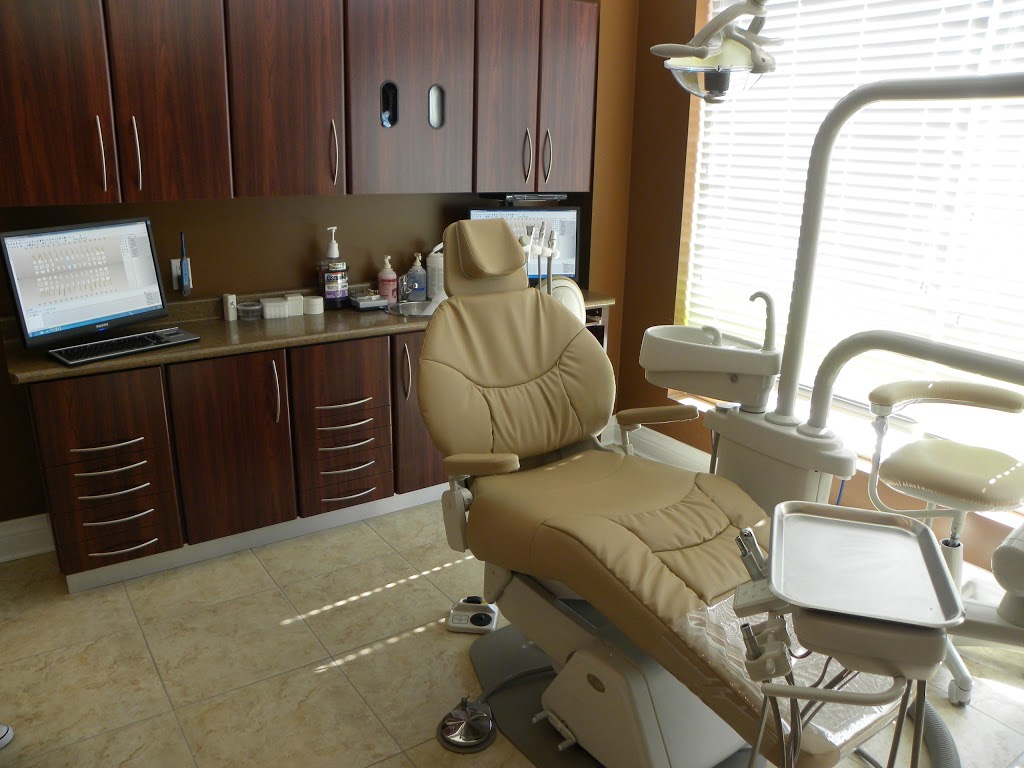 Tower Hill Dental | 114 Tower Hill Rd unit#1, Richmond Hill, ON L4E 0K6, Canada | Phone: (289) 216-0331