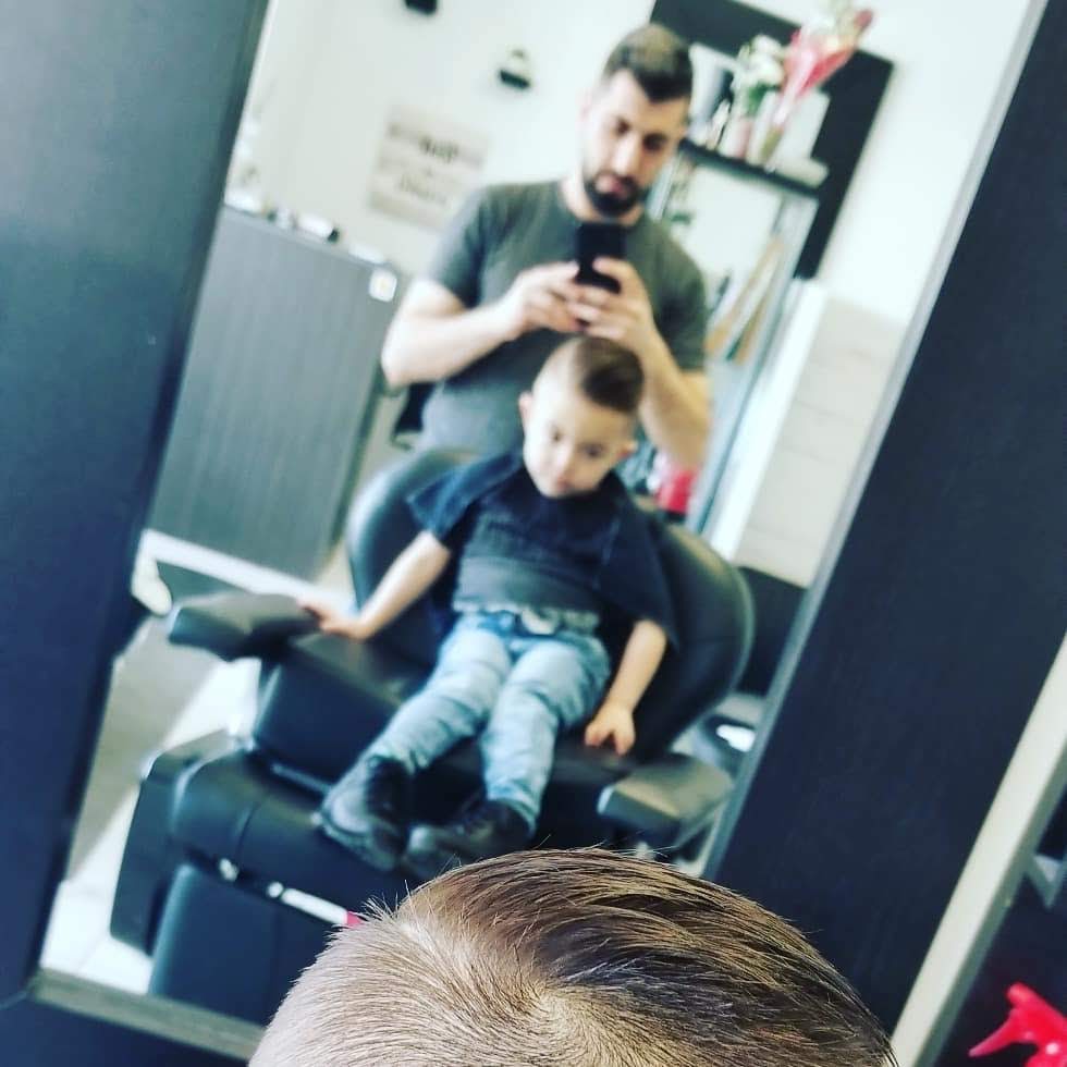 Salon de beauté Rose & Bleu | 3417 Bd Cartier O, Laval, QC H7V 1K3, Canada | Phone: (450) 233-1788