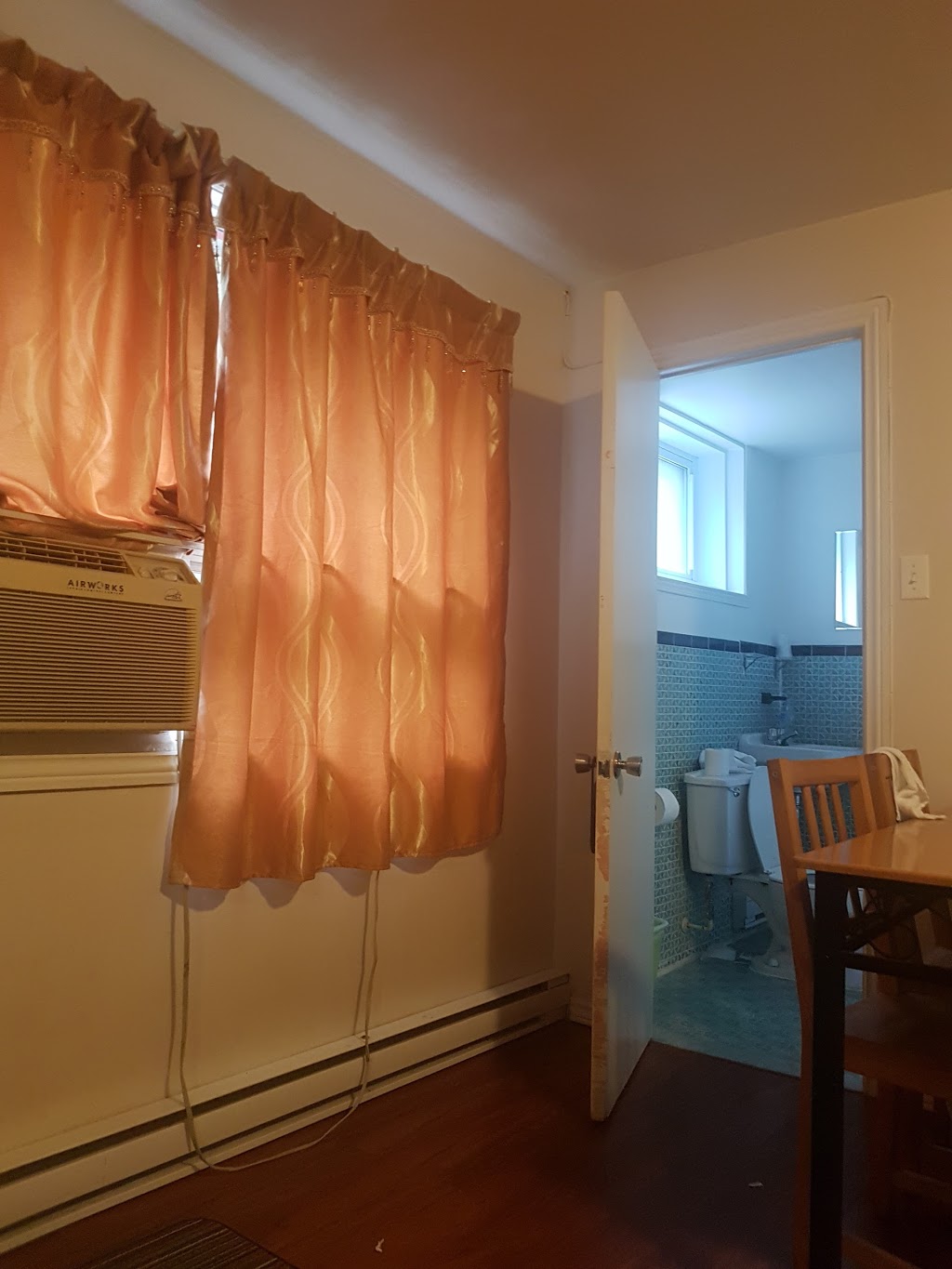 Motel des Érables | 44 QC-201, Coteau-du-Lac, QC J0P 1B0, Canada | Phone: (450) 763-5714