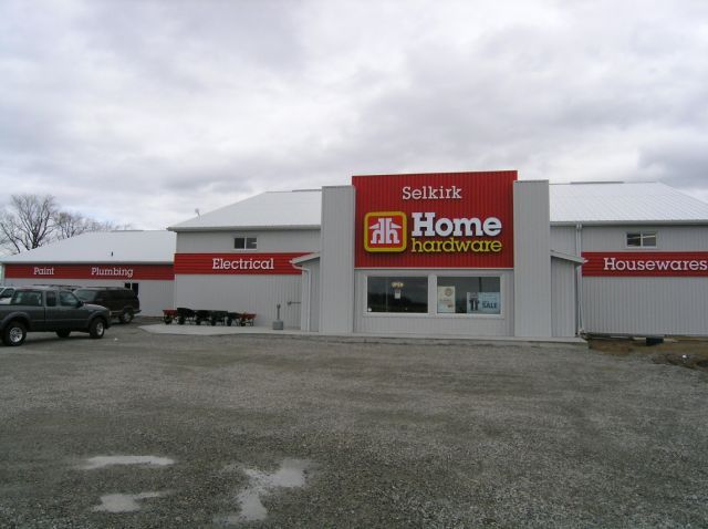 home hardware kelowna hours