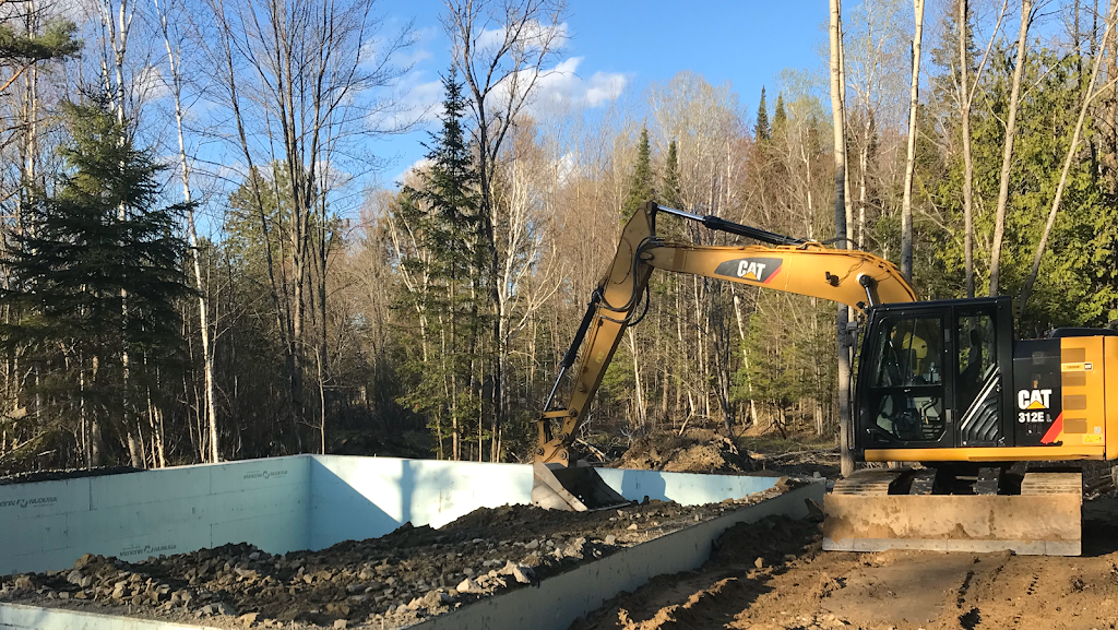 Mackay Construction | 5069 Hwy117, Dorset, ON P0A 1E0, Canada | Phone: (705) 766-1308