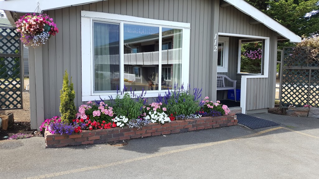 Cedarwood Inn & Suites | 9522 Lochside Dr, Sidney, BC V8L 1N8, Canada | Phone: (250) 656-5551