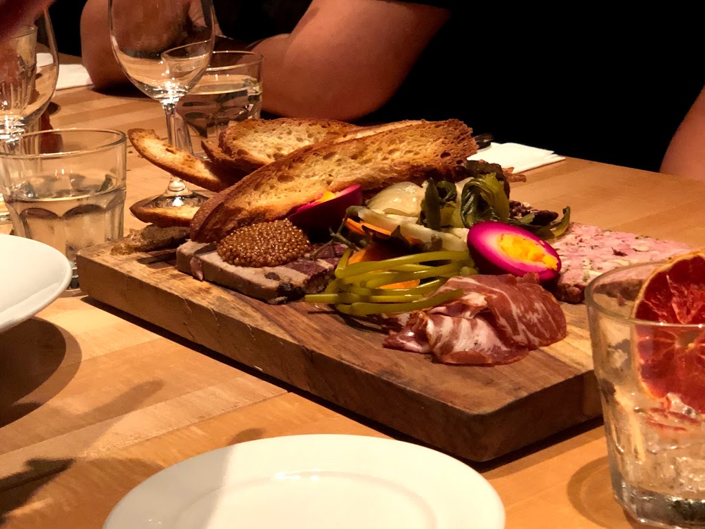L’Impérial | 320 Boulevard Leclerc O #28, Granby, QC J2G 1V3, Canada | Phone: (450) 994-1922