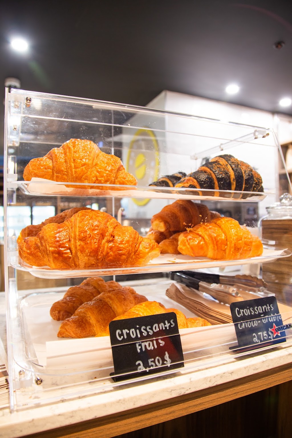 Café Chez Crème - Bar à Brioches | 1769 Rue Careau, Québec, QC G1M 0E6, Canada | Phone: (418) 204-2104