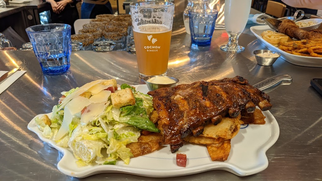 Cochon Dingue Carrefour Saint-Romuald | 1170 Rue de Courchevel, Lévis, QC G6W 0P2, Canada | Phone: (418) 830-1313