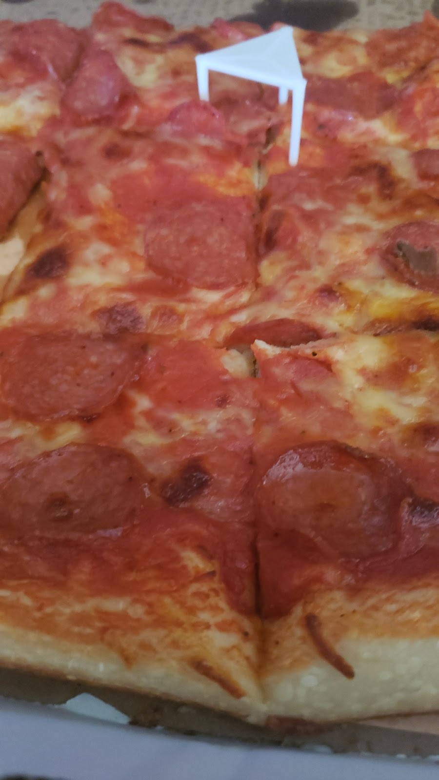The Pizza Company | 172 Pelham Rd, St. Catharines, ON L2S 1W3, Canada | Phone: (905) 682-9211
