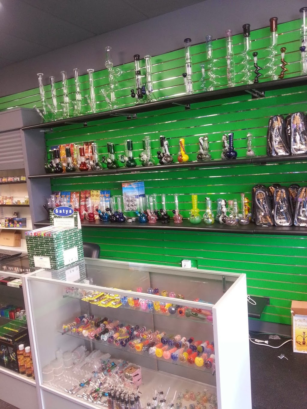 Up N Smoke | 12548 132 Ave NW, Edmonton, AB T5L 3P9, Canada | Phone: (780) 732-1190