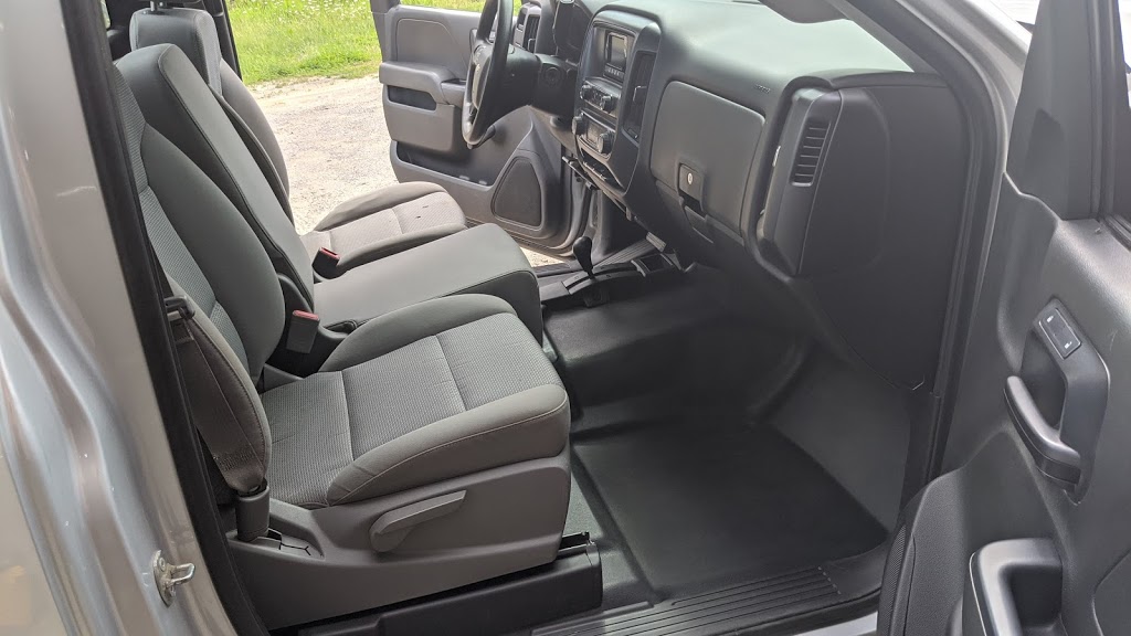 Centre desthétique auto Thibault enr. | 855 QC-365, Neuville, QC G0A 2R0, Canada | Phone: (418) 456-5656