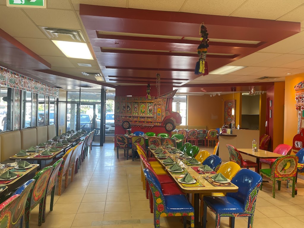 KhanJee Restaurant | 4860 Bd des Sources, Dollard-des-Ormeaux, QC H8Y 3C7, Canada | Phone: (514) 683-0844