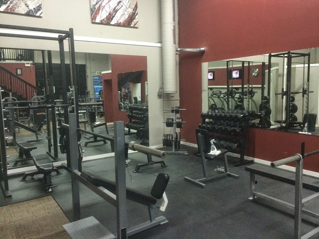 Cloverdale Premium Fitness | 17750 65a Ave #304, Surrey, BC V3S 5N4, Canada | Phone: (604) 579-0119