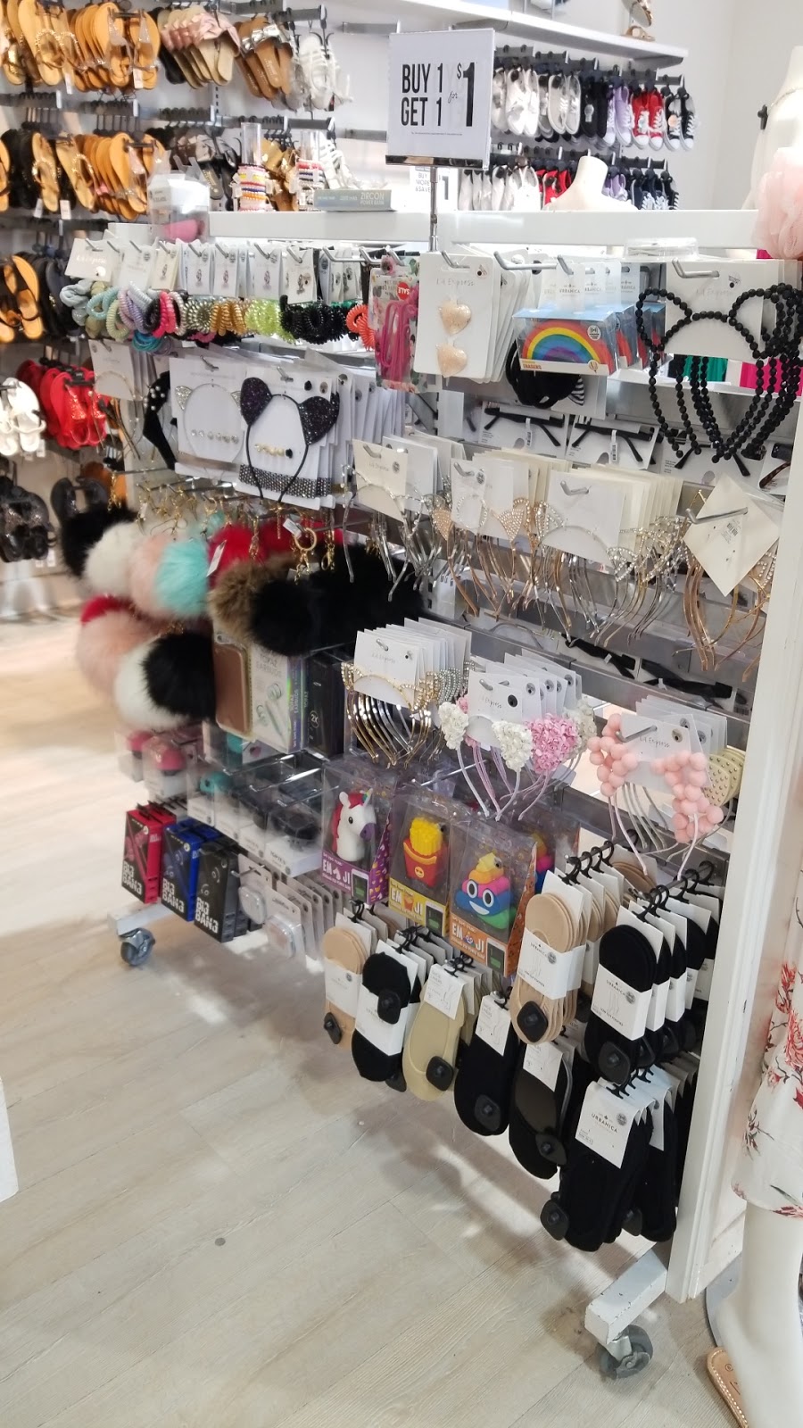 Bluenotes | 1400 Ottawa St S, Kitchener, ON N2E 4E2, Canada | Phone: (519) 585-2302