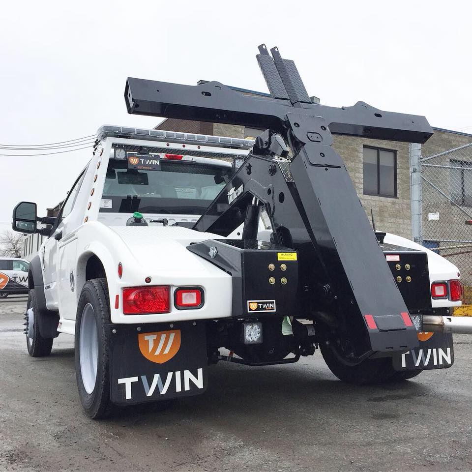 Équipements TWIN Inc. | 10401 Boulevard Parkway, Anjou, QC H1J 1R4, Canada | Phone: (514) 353-1190