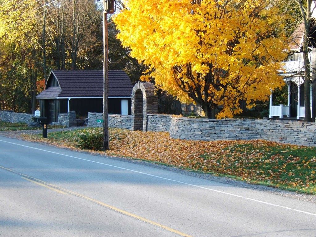 Stone Man | 38 Victoria Rd, Georgina, ON L0E, Canada | Phone: (905) 960-3944