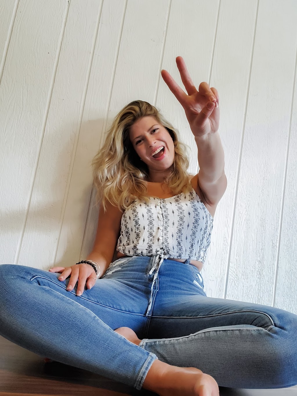 Social With Shelby | 500 Maple Falls Rd, Lindell Beach, BC V2R 4X6, Canada | Phone: (639) 999-0047