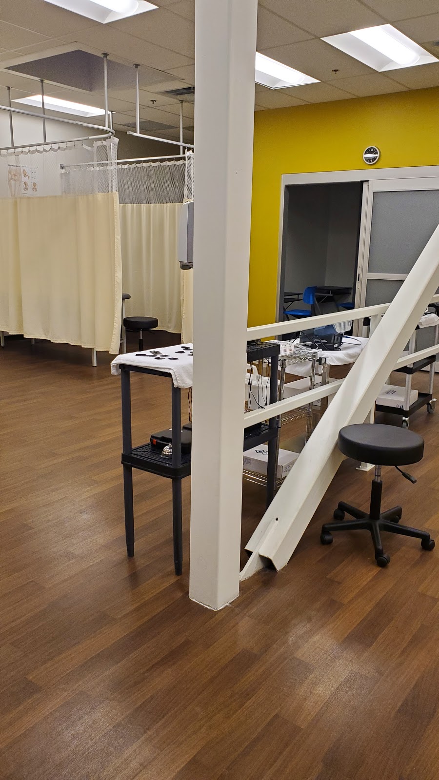 Cajano Physiotherapy Clinics | 1280 Old Innes Rd Unit 802, Ottawa, ON K1B 5M7, Canada | Phone: (613) 749-0000