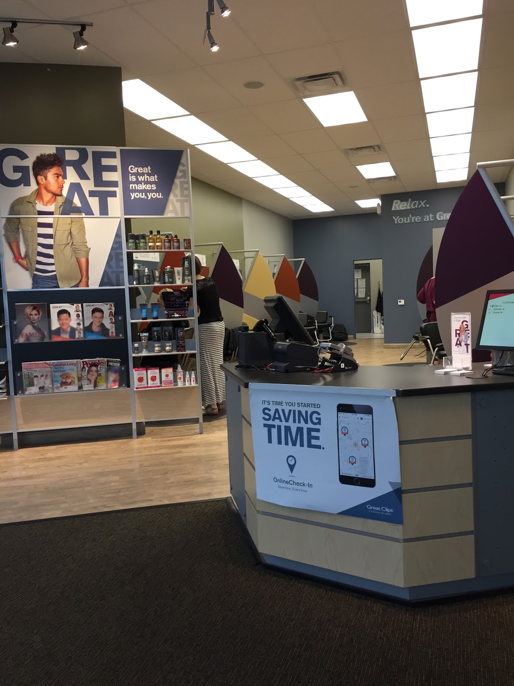 Great Clips | 547 Cundles Rd E Unit 6, Barrie, ON L4M 0G9, Canada | Phone: (705) 737-4030