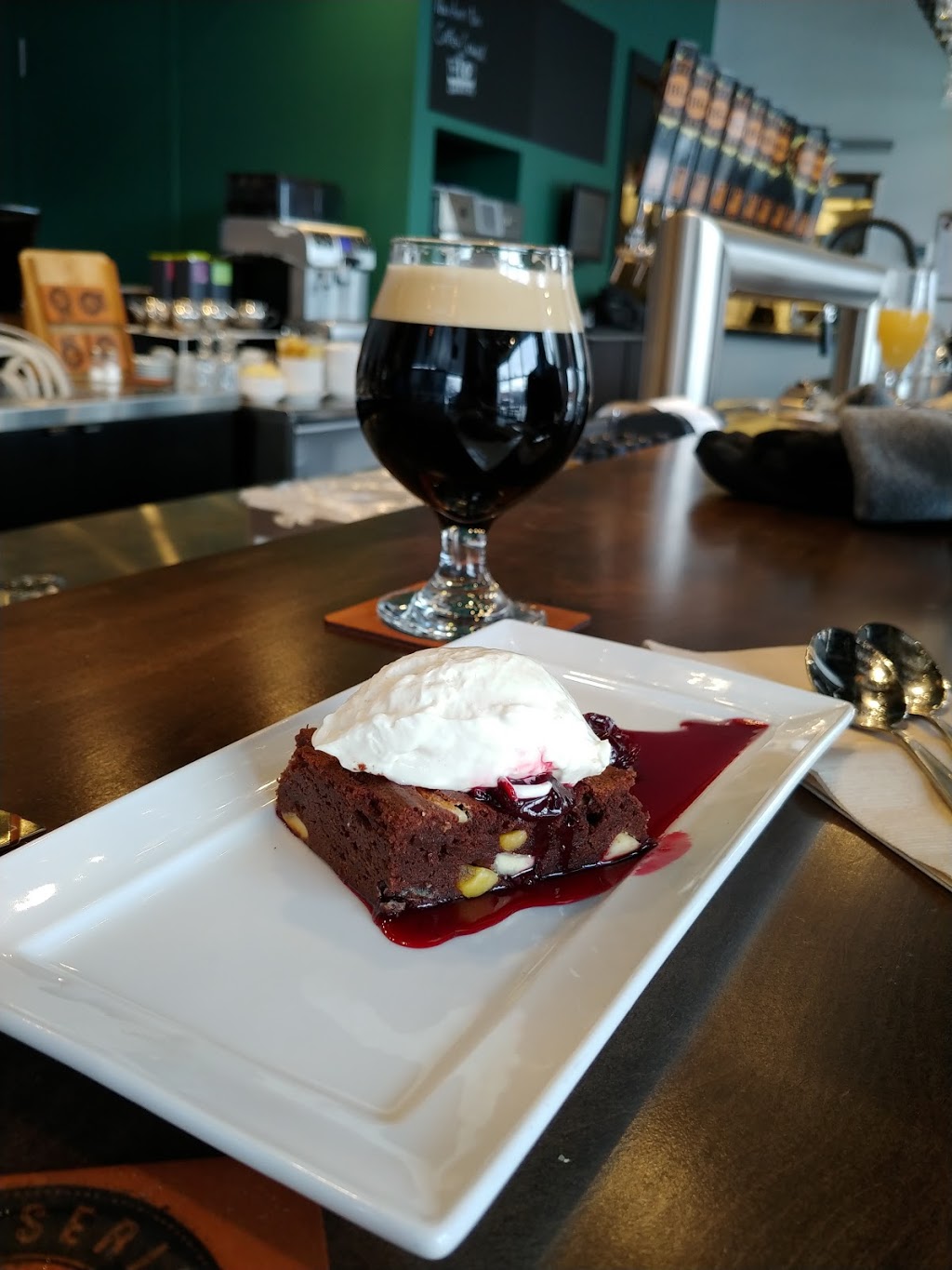 Brasserie Générale - 18e Rue | 1165 18e Rue, Québec, QC G1J 0G6, Canada | Phone: (418) 204-2031